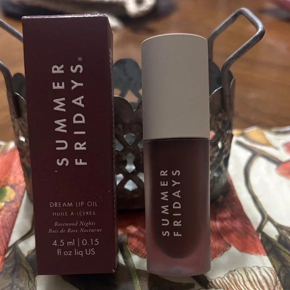 Summer Fridays Lip Oil in Deep Rosewood - Picture 3 of 8